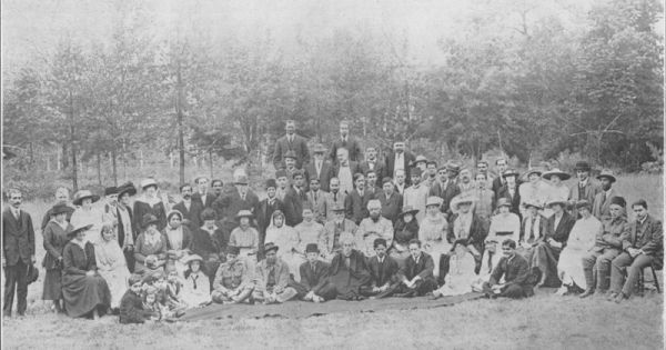 Id-ul-Fitr day at Woking, 10 July 1918